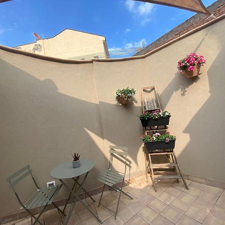 Le 2 Volte Casa Vacanza Ачиреале Екстериор снимка